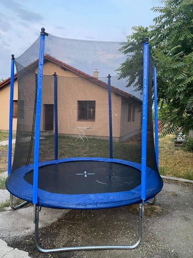 Dom Pri Kupalisku Thermalpark Na Malotejedskej Dunajská Streda المظهر الخارجي الصورة